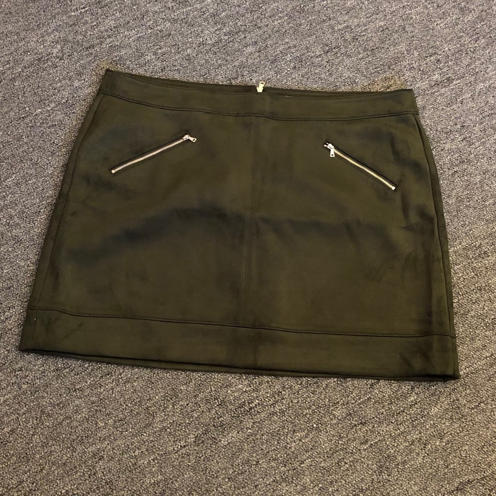 LOFT Faux Suede Skirt Size 18